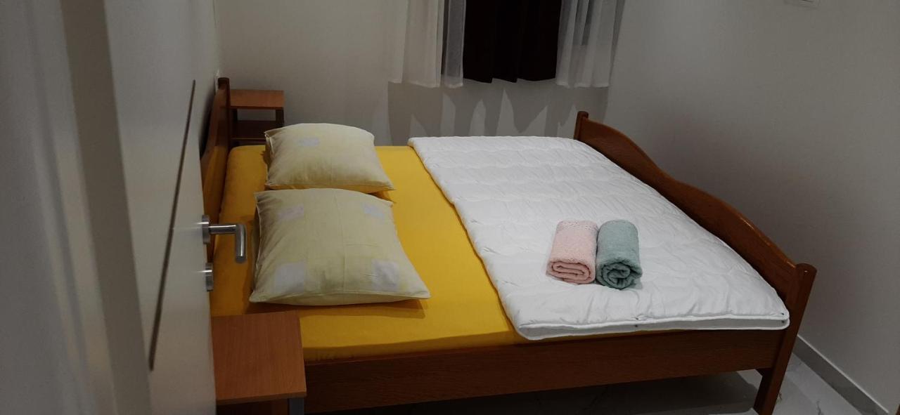 Marin I Vinka Apartman Trogir Kültér fotó